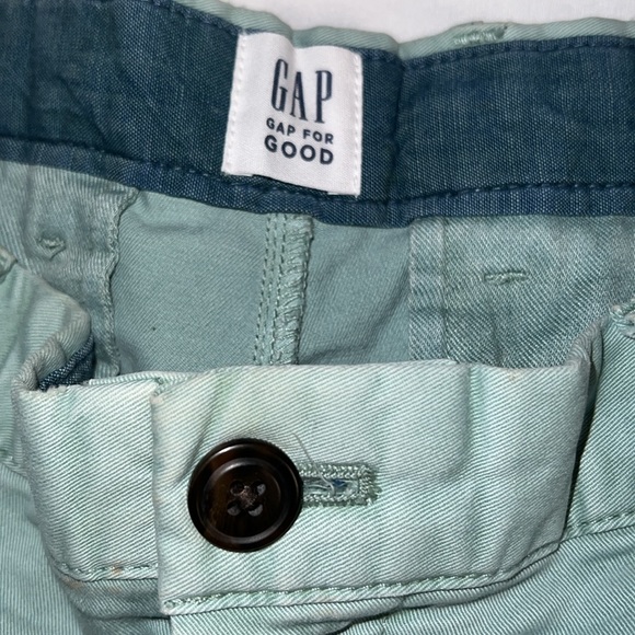 Gap brand short shorts mint green - Picture 6 of 9